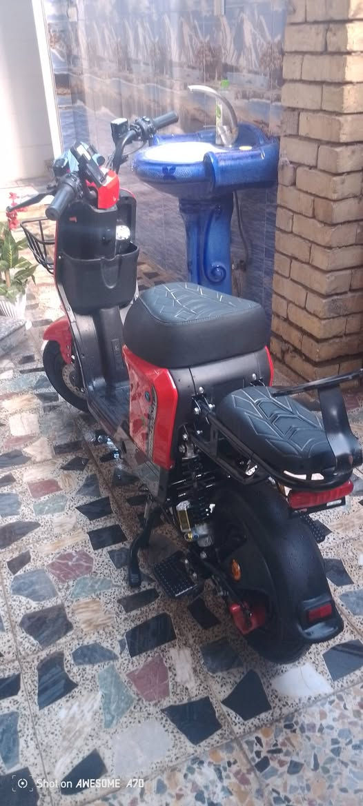 سلام عليكم دراجه شحن للبيع جديدد تاركه بطارياته مابيهن شحن فقط السعر. 450 بيه مجال  ***********
