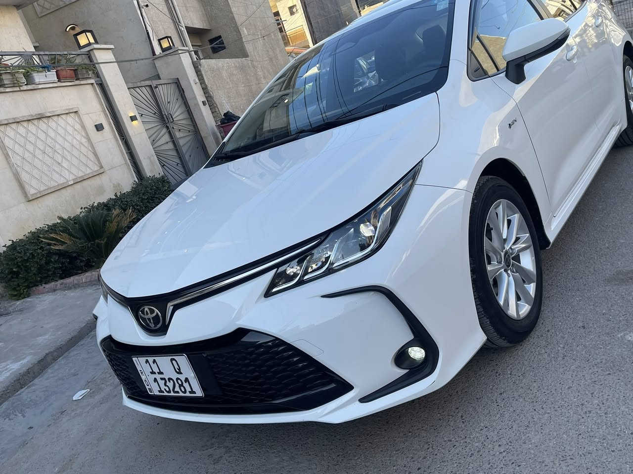 السلام عليكم
للبيع تويوتا كورلا هايبرد
موديل 2024 
شكل الخليجي 
ماشيه 15 الف كيلو اخت الزيرو
سياره جديده كلش وبنضافة الزيرو 
ومكفوله كفاله عامه 

السعر 158 وبيها مجال بسيط 

للاتصال ***********

مكان السياره بغداد حي الجهاد حي الحسين
