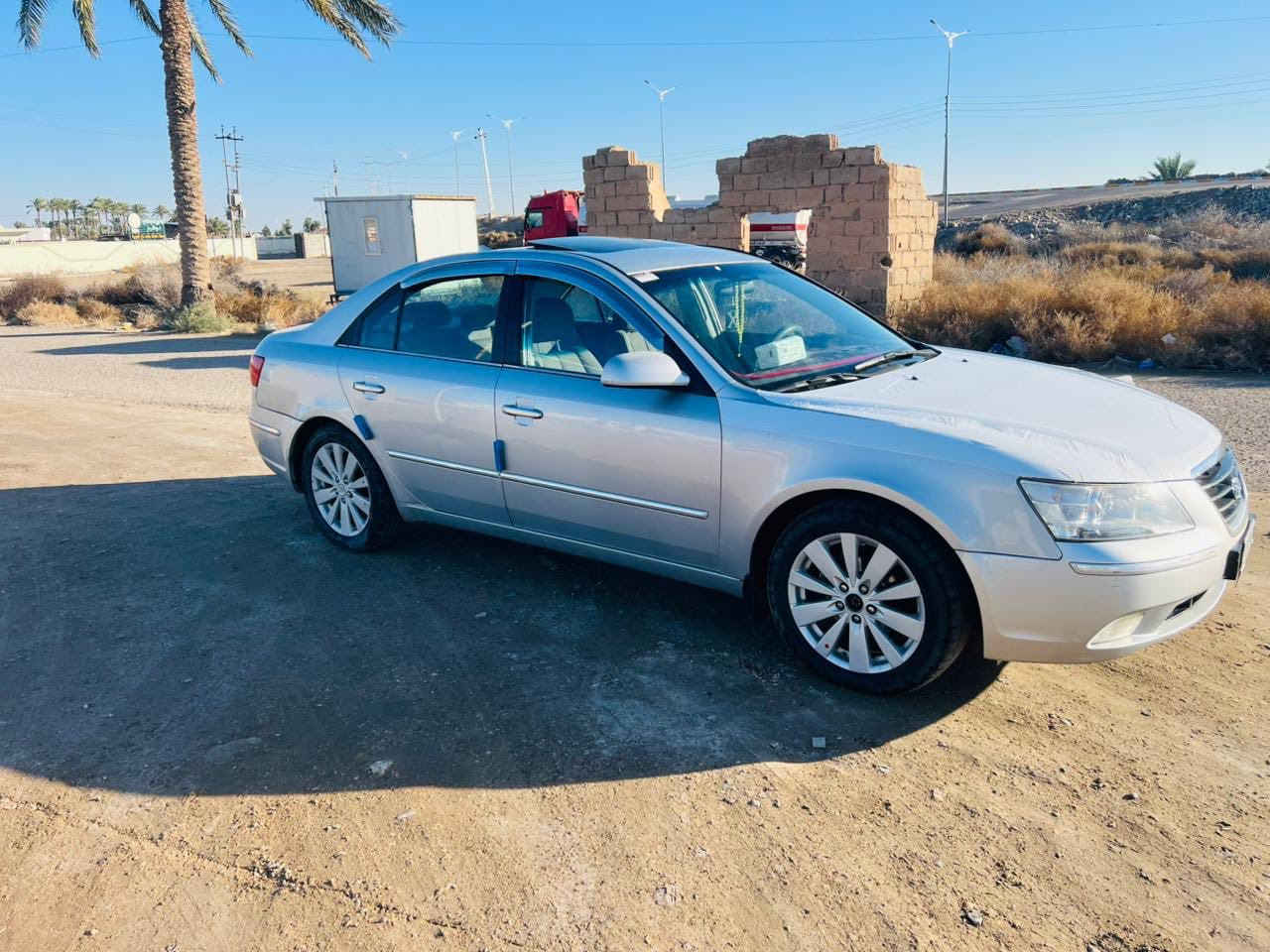 سلام عليكم سوناتا أمريكي داخله كلين صبق جاملق امامي فقط فتحة  سعر 120و بيهة مجال  رقم ***********‏العنوان ابوً  غريب
