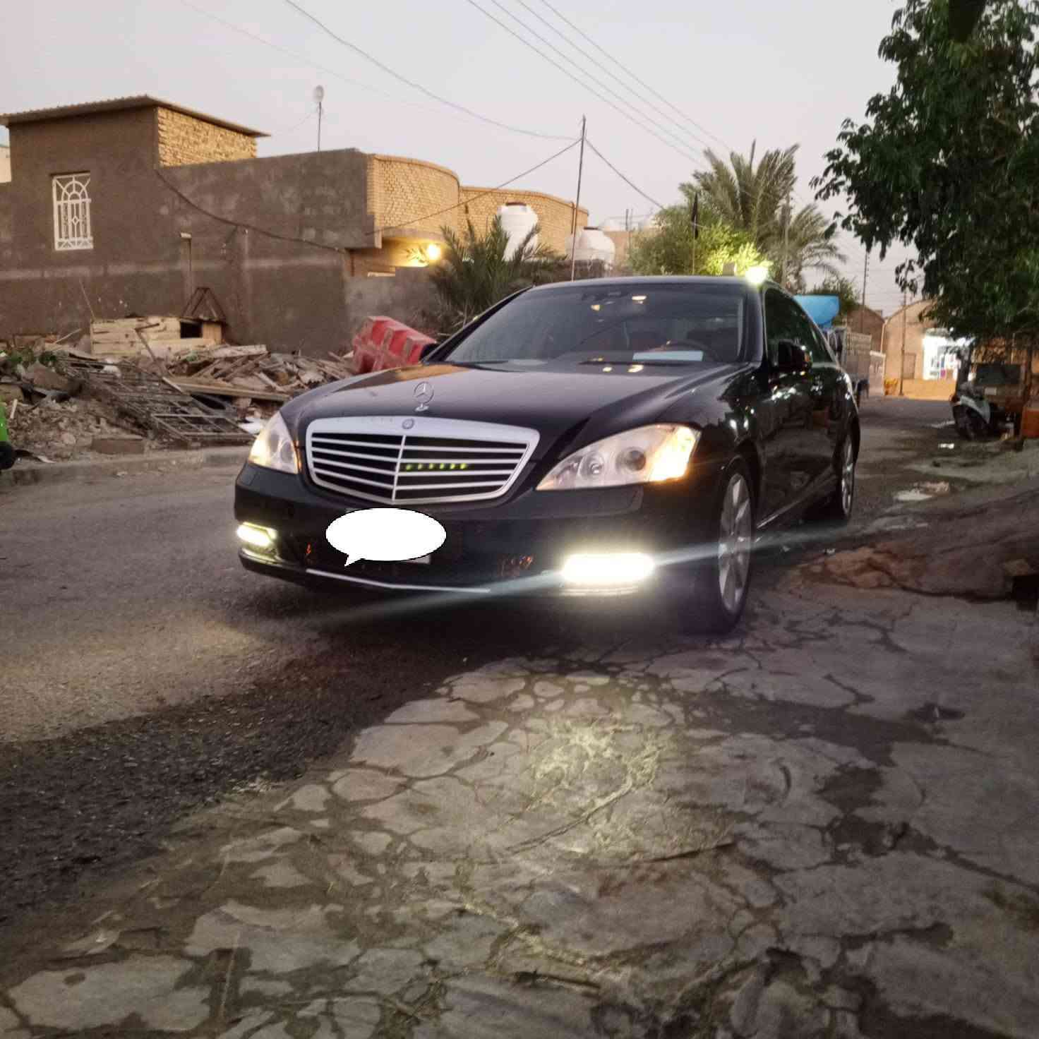 بيع او مراوس حسب القناعة مارسيدس اس كلاس ٣٥٠ ستة سلندر المرغوب موديل ٢٠٠٩  فول مواصفات سيارة جاهزة كير مكينة هسة امبدلهن وارد ياباني بعدهن لوك وعربانية خلفية حدادة تخم تاير 
رادار
بوب شفط
فتحة
حساسات امامي خلفي
جوبلس تصعد وتنزل
بردات كهرباء بالبيبان
لايت زنون بلاد 
تلفون
جي بي اس

ناظور ليلي
تحكم استيرن
٣ انظمة قيادة
زراك لايت
إنارة بلاد دشبول وبوب
سيدي ٦ اقراص
شاشة
تدفئة تبريد بالكشن
سلايت طكتين
بردة خلفية
ثلاجة
بعد هواي بيها مواصفات ماتنعد والي جانيها يعرف مواصفاتها سيارة خير من الله جاهزة ماتصرف عليها ولادينار 
 رقم التلفون ( *********** ) المدينة, البصرة
