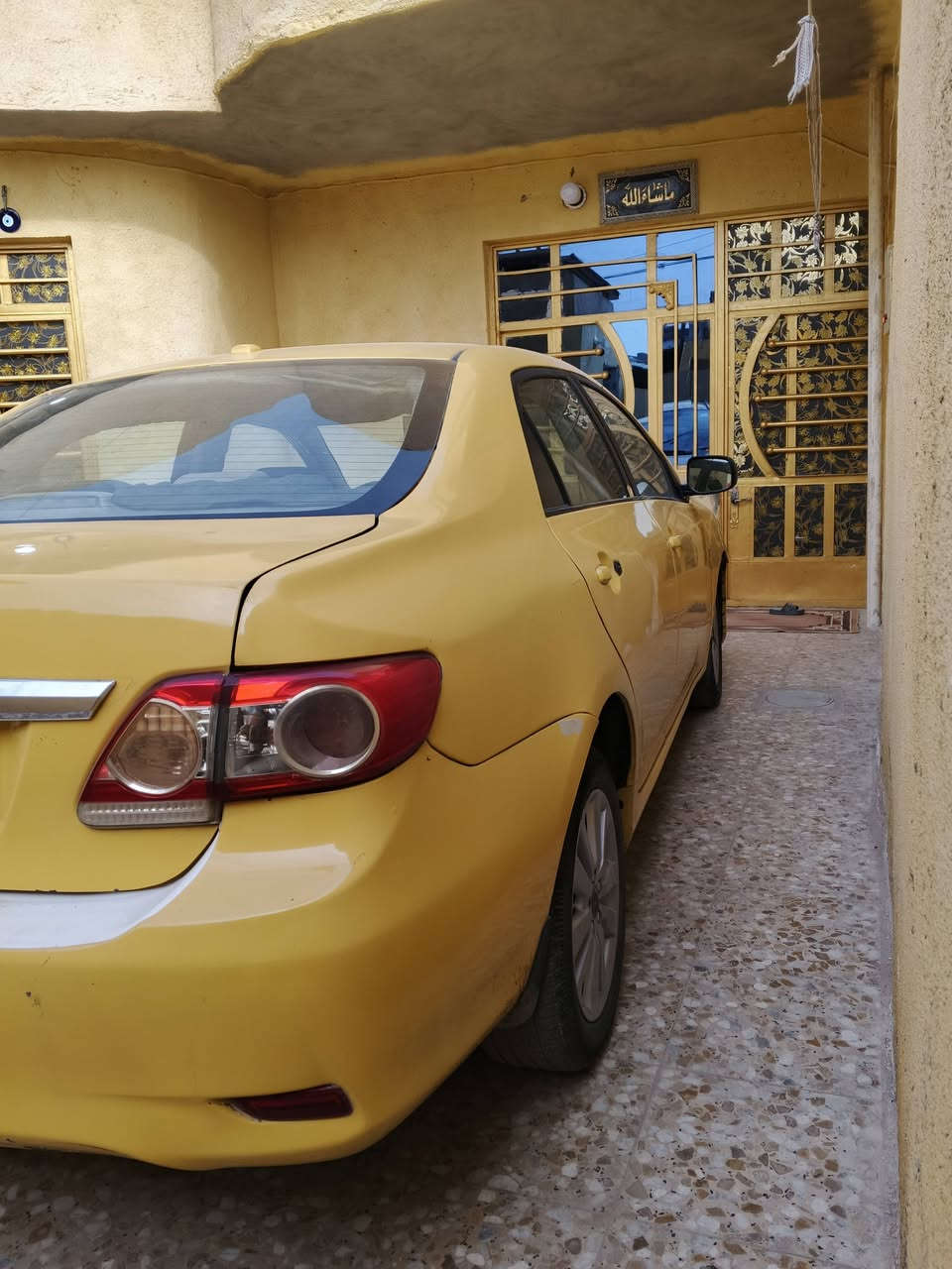 السلام عليكم
كورلا للبيع موديل2009 محدثه 13 وارد امريكي 
السياره باسمي رقم نكليزي 
كير ومحرك مكفول 
دوشمه+كاعيه جلد
باتري جديد ويل كب جدد 
تايرات نضاف 
سياره كشرتها نضيفه
مكان بغداد الشعب 
سعر 88 وبيها مجال للشراي 
*********** اتصل
