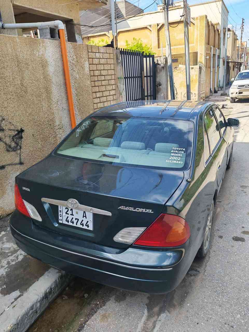 السلام عليكم افلون 2002 👑
السياره مصبوغه عام جمالية وصارت مكفوله سابقاً
صارت عدنه بيهه طخه بلجاملغ الخلفي فقط السياره
كلشي بيهه شغال من كهربائيات تبريد تدفئه صدر تخم تاير 
محرك كير كله مفول محرك سته ياكل التبليط  وانتو تعرفون بعد مواصفات الافلون ميحتاج اشرح عله الراحه والرزانه
العنوان : واسط الصويرة 
السعر : 88 وبيهه مجال 
لالستفسار : ***********
