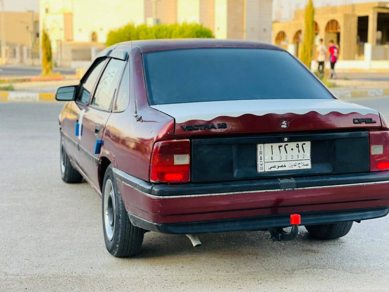 السلام عليكم للبيع اوبل فيكترا موديل 92 رقم صلاح الدين مشروع وطني محرك 16 قايش عريض كير  عادي صدر امامي و خلفي جديد كهربائيات كلها شغاله  بدون خياس بدون ضربه  سعر 32 وبيها مجال مكان تكريت رقم الهاتف ***********
