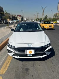 الانترا تو كلر للبيع فقط موديل ٢٠٢٦ وارد خليجي محرك ٢٠٠٠ دوش فول مواصف...