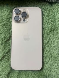 ايفون 16برو ماكس مثل مشوفون اخو جديد بعده بل ضمان وبطاريته 100  وزلغ م...