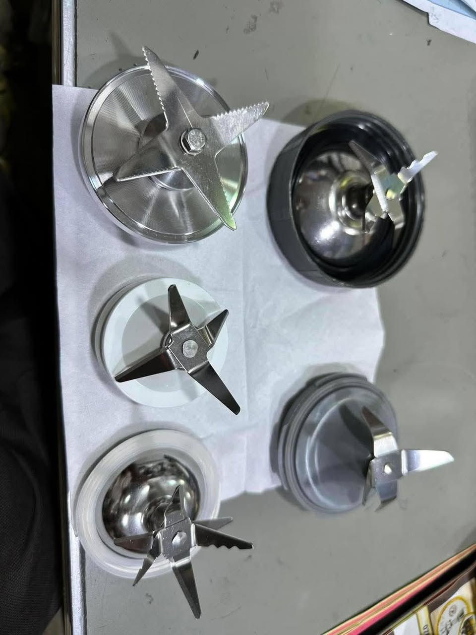 🔹خدمة صيانة الأجهزة الكهربائية🔹 صيانة عامة 👨‍🔧+      تبديل  قطع غيار اصلية🔧🔧
  عندك غسالة نظام عادي او اوتماتيك / عندك مكنسة كهربائية أو شحن بيها مشاكل / عندك مكواة شعر او ملابس ومحتار بعطلها / عندك مدفئة (صوبة) زيتية أو كهربائية عاطلة / عندك سخان كهربائي (گيزر) عاطل ومحتار بعطله/  أي جهاز محيرك ومتعرف شنو عطله لا تحتار واتصل بينا واحنا نقدملك الحل وبالضمان  وبأسعار تنافسية  . وللمزيد من المعلومات عن شغلنا زوروا  صفحتنا على الفيس بوك ( الهيتي للصيانة المنزلية ودعمنا بلايك (ورشة - البيت المتكامل - قضاء هيت)
 اتصل على الرقم *********** 
***********
