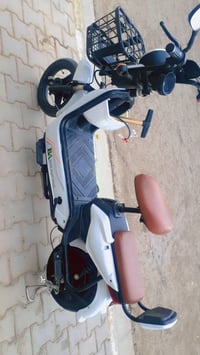 دراجة شحن اخت الجديدة حجم 14 البطاريات كلشي ما بيهن بس يرادواير و سيم ...