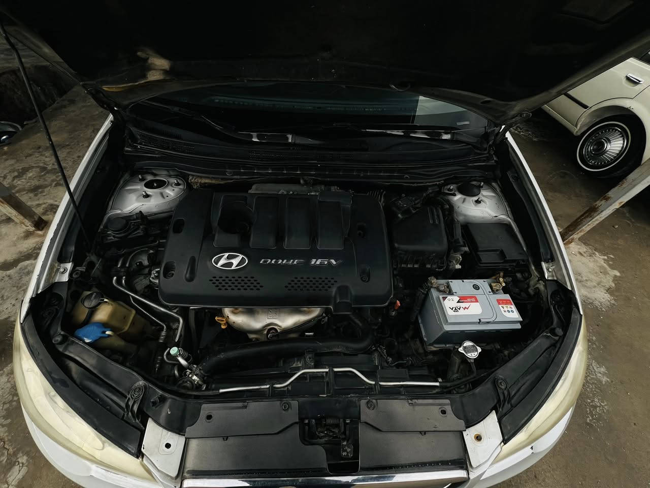 سلام عليكم للبيع النترا موديل 2008 فول موصفات مكينه ٢٠٠٠ فتحه تحكمات جهتين دسك امامي خلفي حساس بريك شاشه كامره دواره حساسات خلفيه خمس تجاوي جلد سياره بيها قطعه مبدله بلاديه وقطعه صبغ بدون اي دواخل سياره جاهزه للاخير تخم تاير جديد ويل جديد صدر امامي خلفي كله جديد حتا مشط ستيرن مكينه وكير فول نضاف تبريد ثلج كهربائيات جاهزه كلها سياره مابيها اي نقص ابد جاهزه هزه جديده ما صاقطه السياره ماشيه ١٦٩ حقيقي دواخلها جديده وتراي زيرو السعر 97 رقمي *********** مكاني بغداد اليوسفيه
