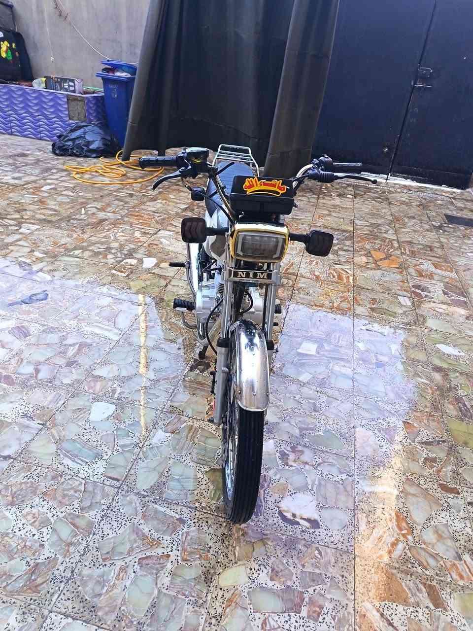 4 كير اصولي وكيل العارضي مديل ٢١ نضافتها كدامك  بصور مكان نجف عسكري سعر مطلوب ٧٠٠ وبيها مجال رقم تواصل واتساب ***********
