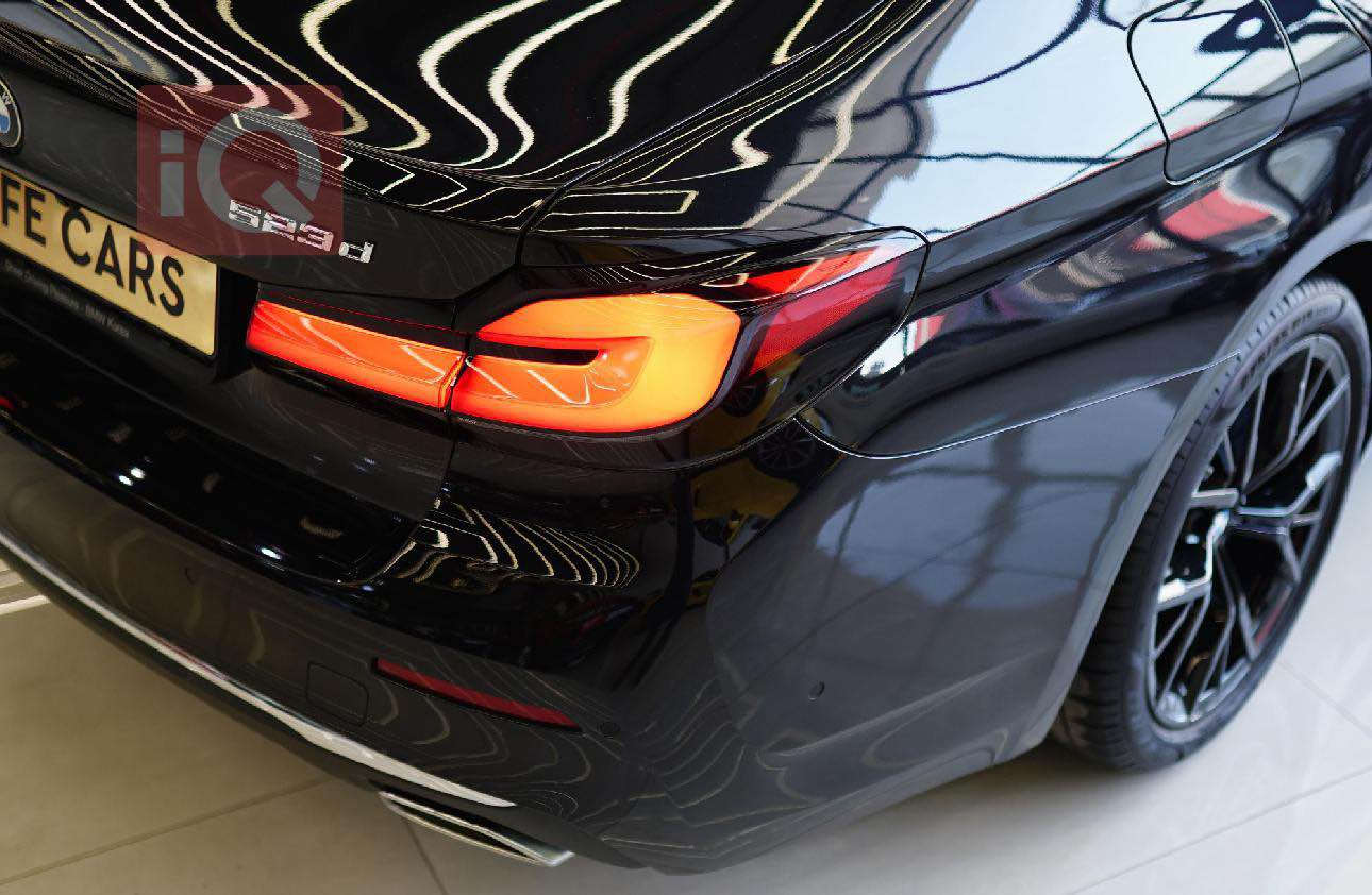 للبيع BMW 523D 
بلادي m package
موديل: 2021 
ماشيه : 97 km 
محرك كاز
وارد کۆری 
المحرك: اربعه سلندر توين باور تيربو 
‎كاميرات محيطيه وحساسات 
‎نضام القياده الذاتيه 
‎نضام اوتو بارك 
‎كشنات جلد تدفئه  
‎السياره جدا نظيفه 
بيها حادث خفيف دعامي امام مستبدل مصبوغه 
رقم الشاصيWBA31ES04MWW91134
الرقم اربيل 
‎السياره مرقمه وفحص وهزه كله جديد وتحويل مباشر 
‎العنوان : اربيل 

‎للاستفسار الاتصال على هذا الرقم 

*********** أربيل, العراق
