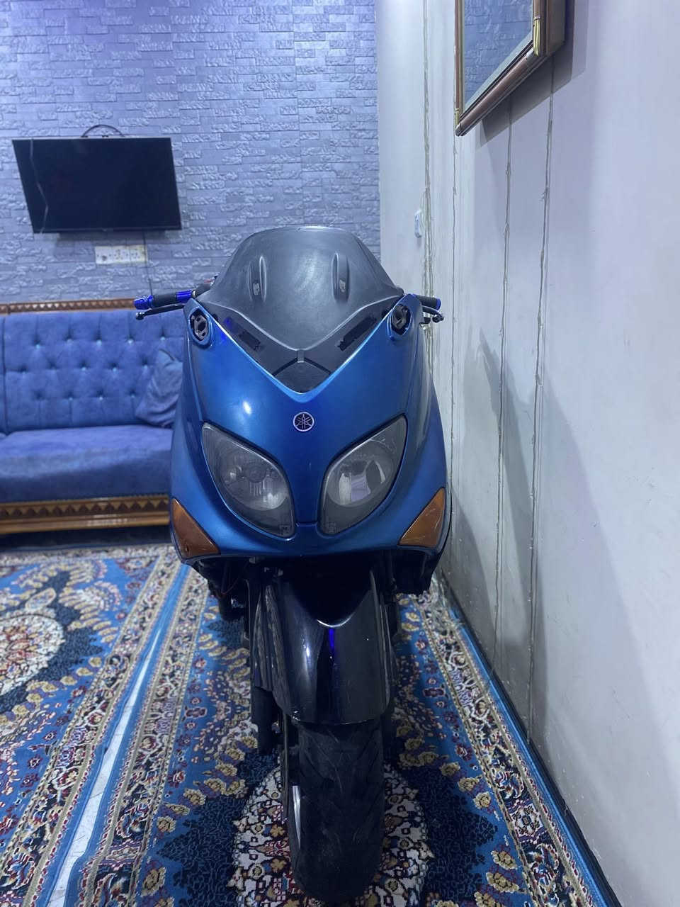 تاج تيماكس موديل٢٠٠٨ ادراجه كلها كامله او كهربائيات شغاله بس ادراجه طافيه ادير سلف بس ماتشتغل ماعرف شنو اسبب أبيع كوم حديد
مكاني بغداد (سعر11ورقه)او بيها مجال 
واتساب ‭٠٧٨٧ ٩٠٥ ٠٢٥١‬
