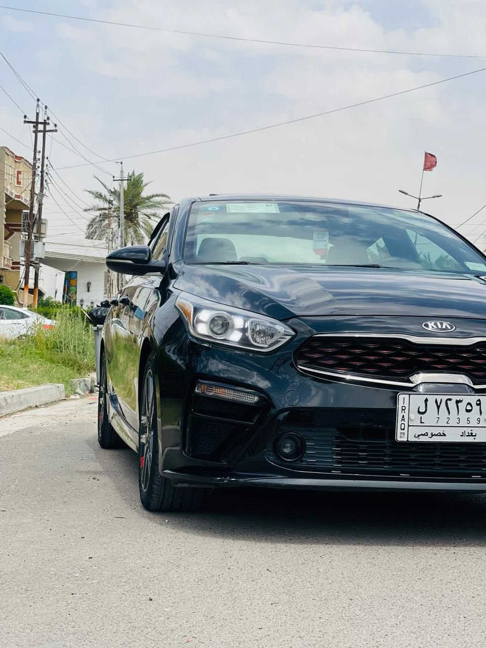 مكلف بالنشر رجاءاً اتصل على صاحبها 🛑
السلام عليكم 
كيا فورتي 2020 جي تي لاين وارد امريكي رقم بغداد بدلته دولي فول مواصفات للأخير محرك 2000 دوش السيارة جاهزة و جديدة ماشية 59 الف محرك كير صدر كله جديد حادثها سطحي بين البابين موضح بالصور مصلحات نفسهن و مصبوغات بدون تبديل 
السعر : 140 ورقة و بيها مجال بسيط
للأستفسار : ***********
