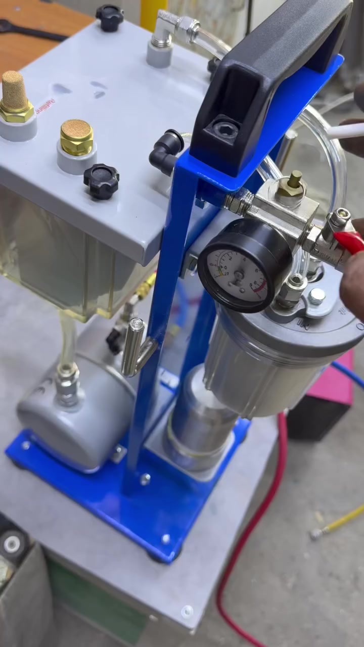 تم وصول جهاز غسل منضومه التبريد
تبريدكو المحيط عنوان بغداد كاظميه هاتف 

*********** $***********
