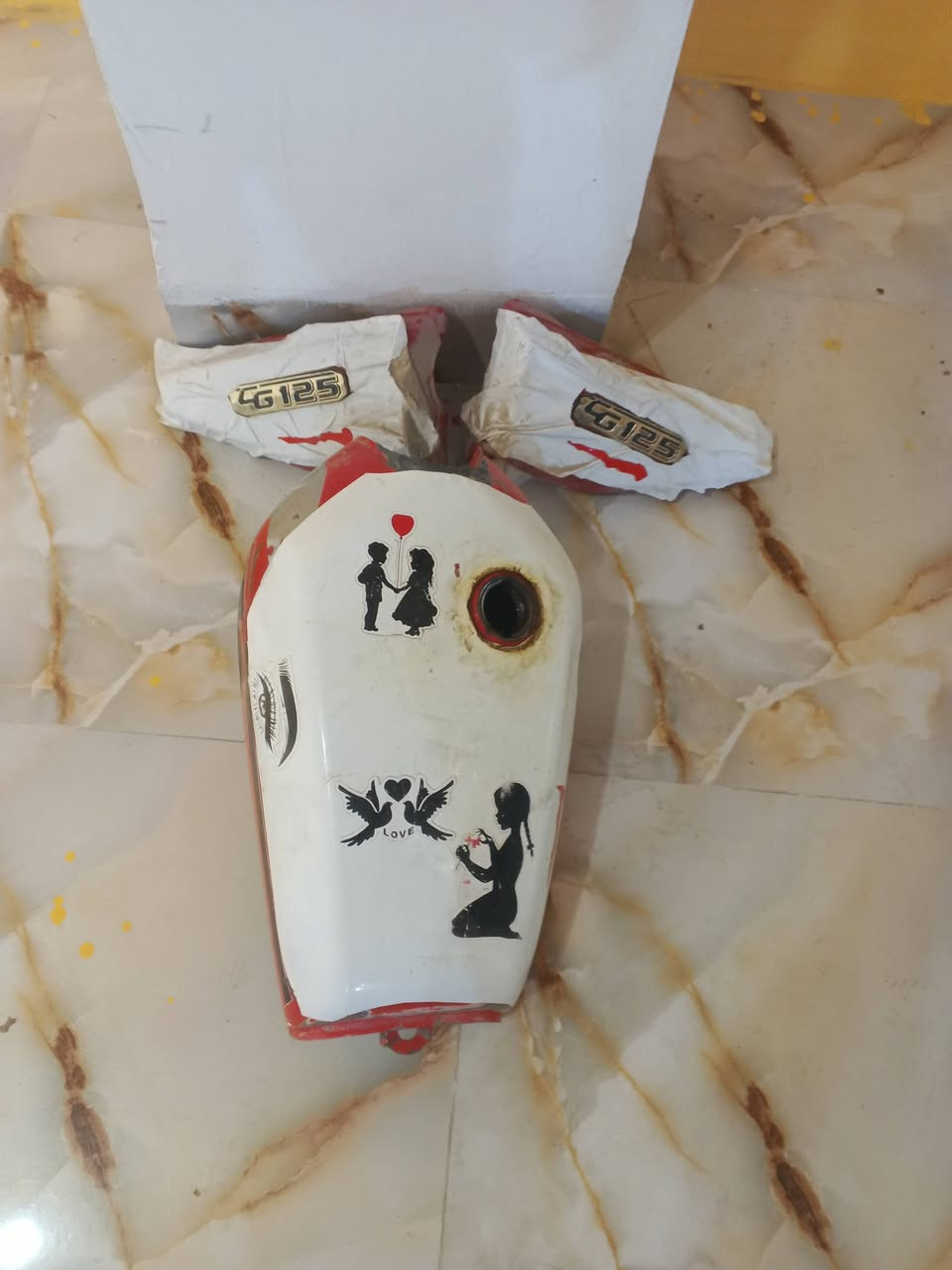 عندي تانكي ويا صفاحيه نضيفه سعرهن خاص


**إذا كنت صاحب هذا الإعلان وتريد حذفه لأي سبب، رجاءا أرسل رسالة إلى الدعم الفني**