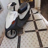 دراجه ياماها ام تسعة زروف مكينه مفتوحة الاكسن بيه ونه كهربائية كلها شغ...