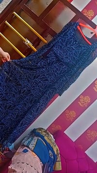 شيفون مبطن • لبسته مرّة • مقاس ٥٠-٧٠