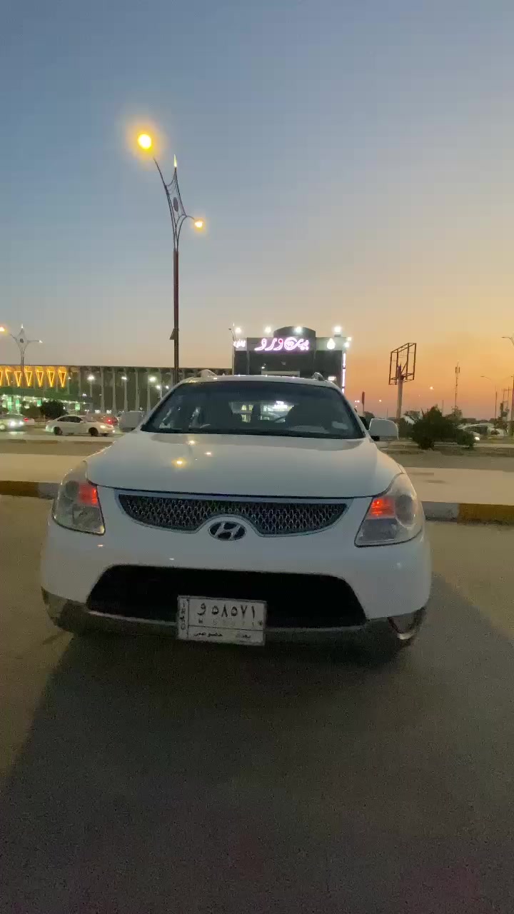 موديل 2012 خليجي مري شفط كشنات كهربائيه تبريد 3قطع حساسات خلفي
مكينه كير تبريد تخم تاير كله جاهز عله اخر حبايه 
مكينه (3800)جديده السعر 150
***********
