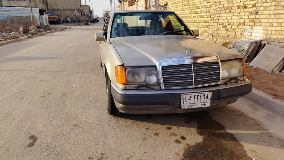 سلام عليكم سياره مارسدس دوب موديل 90سيار خير من الله سنوي 2029 الرقم بغداد بيه مشروع وطني  بيه تعمير بل جاملغ بيه مكينه 2500بطه كلشي شغل السعر 65 وبيه مجال الرقم *********** المكان ميسان حي الموضفين
