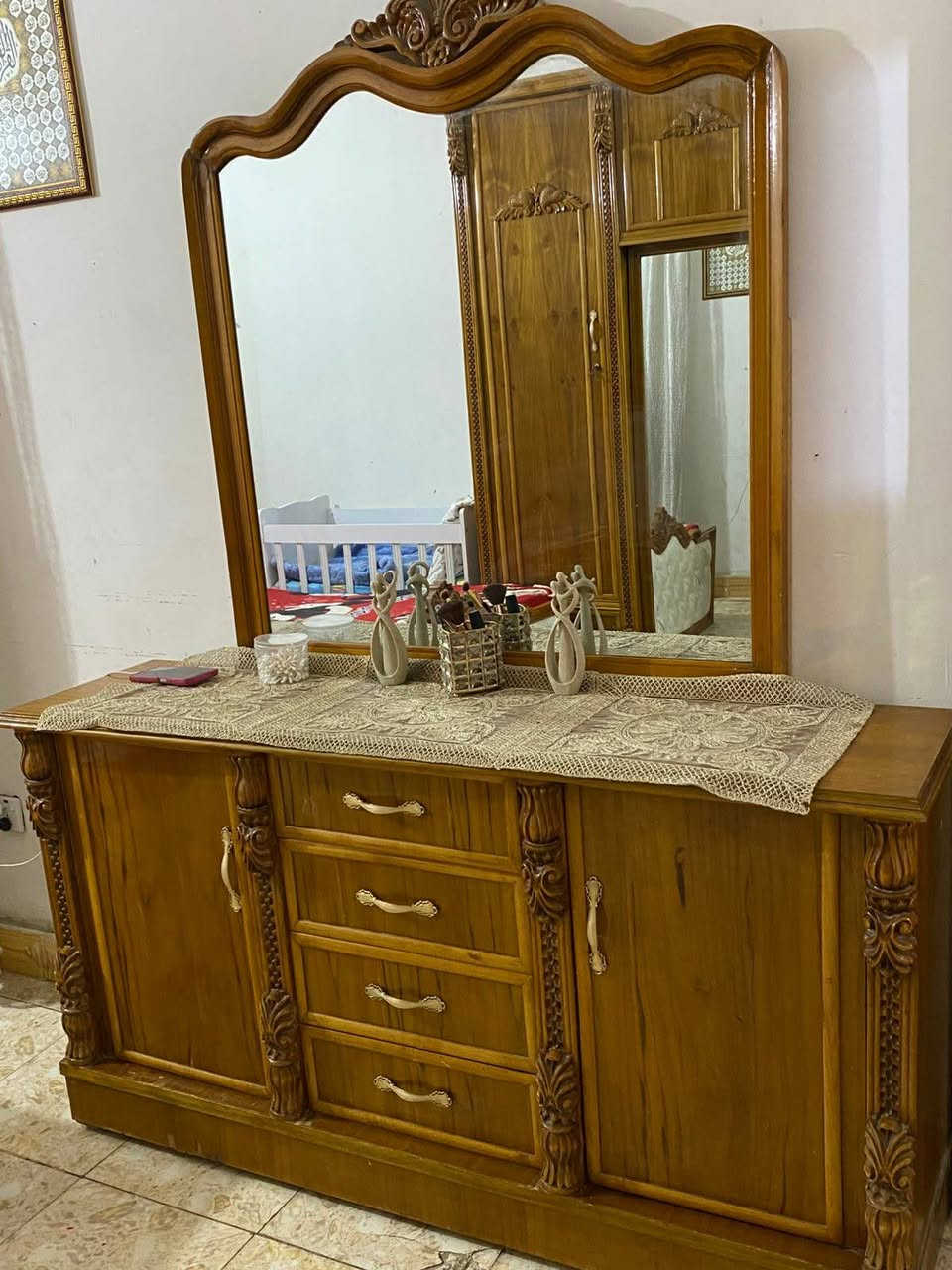 غرف  نجارة عراقية درجة أولى    (تصميم تركي) 
استخدام شي قليل. ٠٠٠٠٠


**إذا كنت صاحب هذا الإعلان وتريد حذفه لأي سبب، رجاءا أرسل رسالة إلى الدعم الفني**