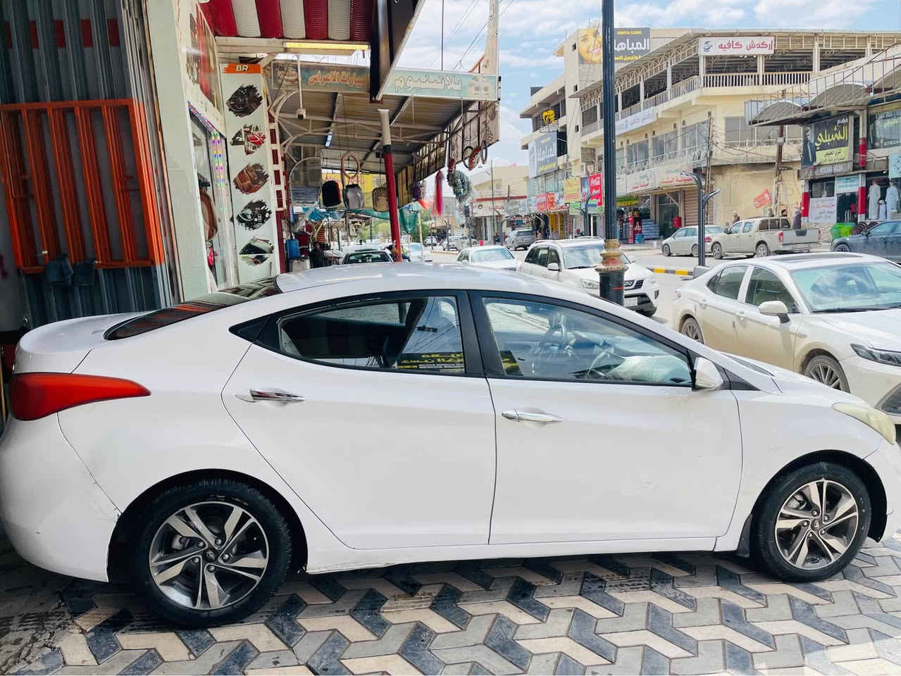 سلام عليكم
النترا خليجي موديل 2012
بيها صبغات ابيعك حزام
مكانها النجف ملحق الروان
السعر ٩٠ وبيهامجال
الاتصال *********** Singapore
