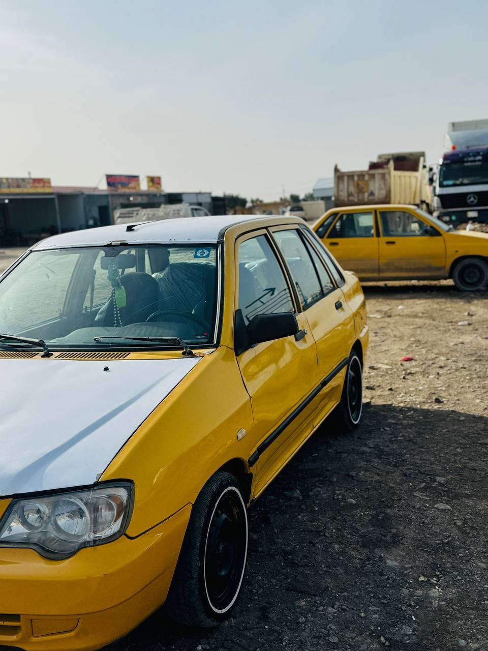 السلام عليكم
سايبه مديل ١٢ رقم بغداد انكليزي باسمي مصفره هيئه وغرامات سياره جاهزه سنويه جديده تايرات ومكينه وكير نضيفات تبريد ثلج غرفه حلوه ونضيفه السعر ٢٦ وبيها مجال الشراي يجي خاص اتصال *********** مكاني كوت
