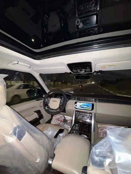 رانج روفر  موديل ـ 2017
رقم بغداد مكفوله كفاله عامه 
وكالة الماني ضمان
‎بدي وميكانيك كلش نضيفات 
‎المحرك ـ 8  سلندر سوبر جارج
‎قمارة شامواه 
‎مسند خلفي كهرباء 
‎دوسات شفط 
‎ابواب شفط 
‎كامرات 
‎رادار 
‎مساج 
‎فول مواصفات ‎
مكفوله كفاله عامه ونضافه ١٠٠/١٠٠
ماشيه 75 
‎رقم بغداد انكليزي بسمي تحويل مباشر
‎مكان سياره بغداد حي العامل

الاستفسار على رقم (***********)
