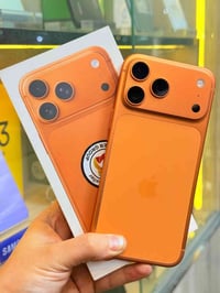 آيفون ١٧ برو ماكس • ٢٥٦ • بطارية ١٠٠٪