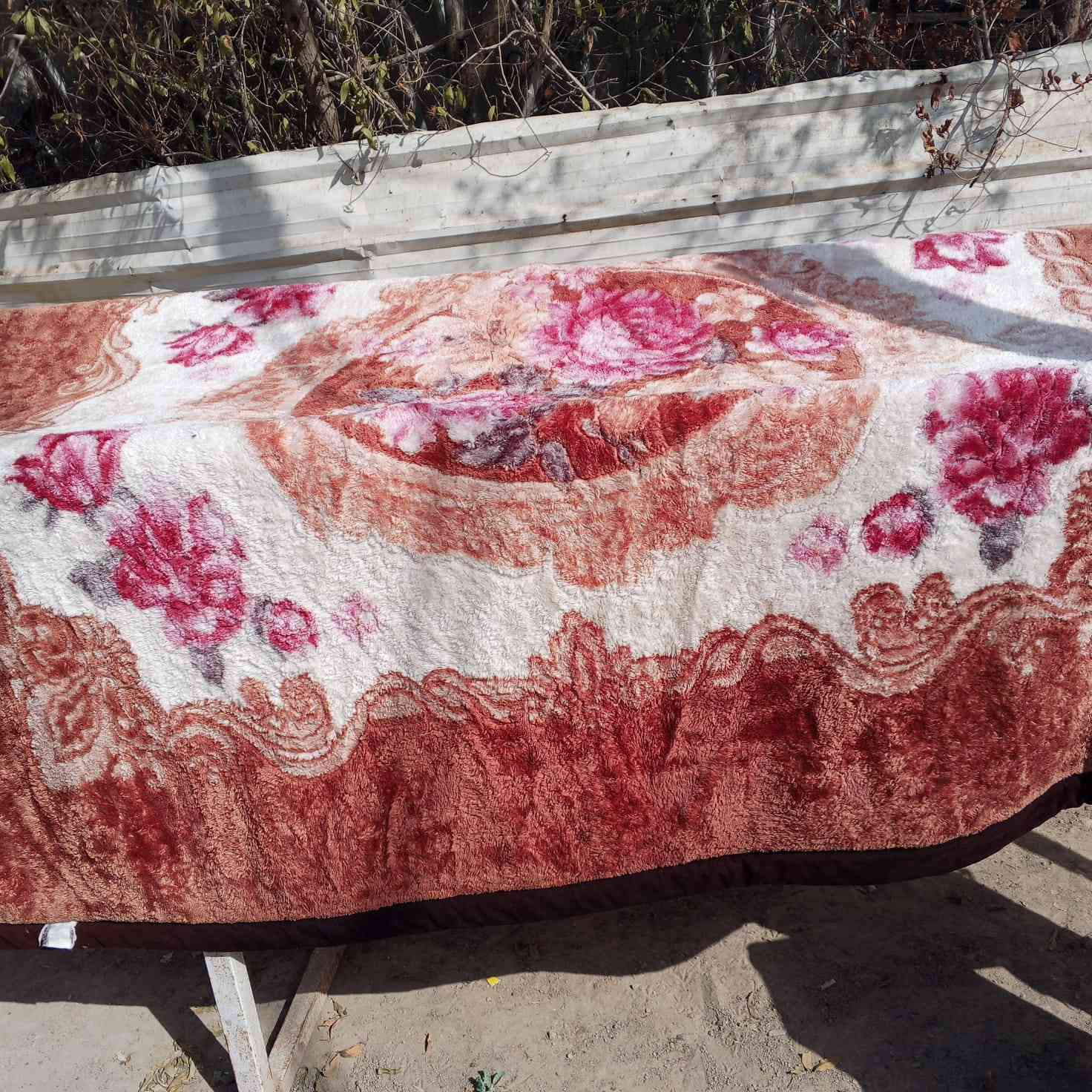 السلام عليكم يوجد لدينا غسل زوالي وبطاطين وتخامه مكان حي العسكري ورا سكله ابو علي يوجد لدي توصيل ***********
