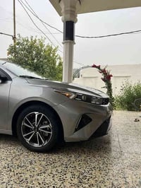 كيا فورتي 2023  فحص مؤقت تترقم جميع المحافضات  ماشيه 25 الف ميل وبل عر...