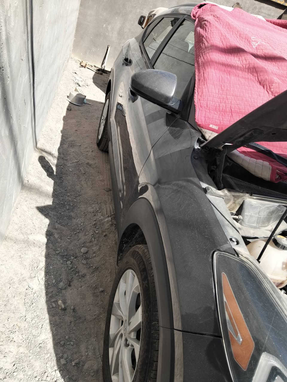 توسان 20البيع وارد امريكي حادثهة بنيد ويرباك ستيرن طاك بسمي كاملة ماناقصهة شي تبريد مكينة صدر فول السيارة بعد احلى من الصور ماشية 60 حقيقي سعرهة 155 العنوان الحبيبية ***********
