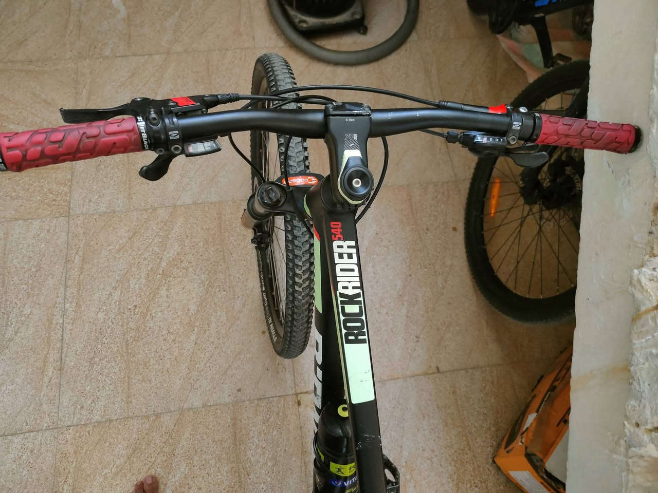 BTWIN 27.5
فريم s
صناعة فرنسية 
استيراد قطعة مو حاوية 
استخدام قليل والنضافة واضحة بالصور 
بريك دهن 
سيت شيمانو التوس احدث اصدار 3/9
سعره 400
العنوان ديوانية توصيل موجود 
اخوان رجاءا بس الجاد بالشراء يدخل خاص


**إذا كنت صاحب هذا الإعلان وتريد حذفه لأي سبب، رجاءا أرسل رسالة إلى الدعم الفني**