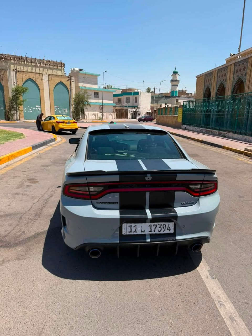 السلام عليكم 
جارجر موديل 2022 SXT لون سموك حادثه جاملغ الامامي والباب بدون دواخل سياره جديده كلش ماشيه 30 ميل محدثه البنيد ودعاميات البنيد الاصلي عندي ضامه موجود. عليها عازل حراري الجام السياره كلها 
السياره باسمي داخله جديد مكانها بغداد 
230 وبيها مجال 
***********

