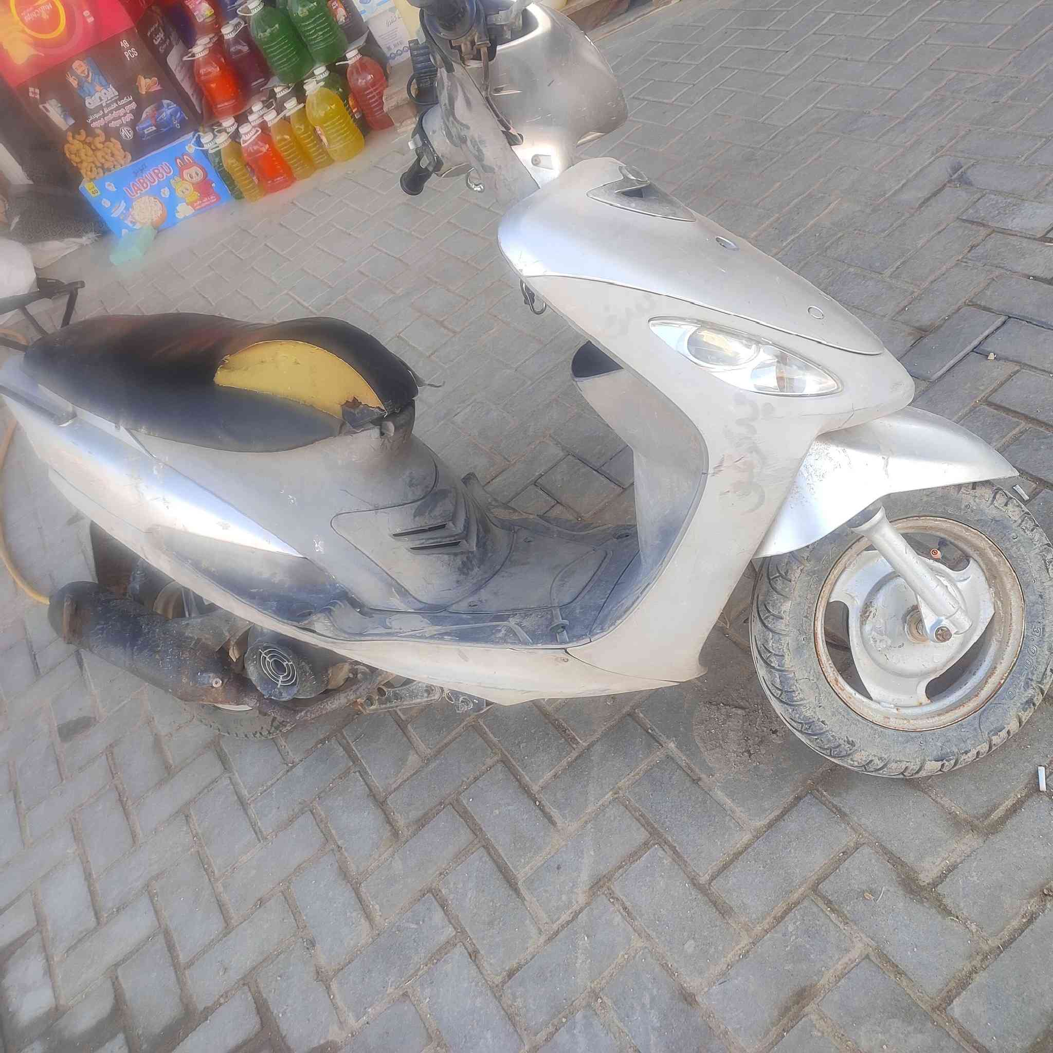 ماكس منغولي للبيع 
ب550وبيها مجال
***********
