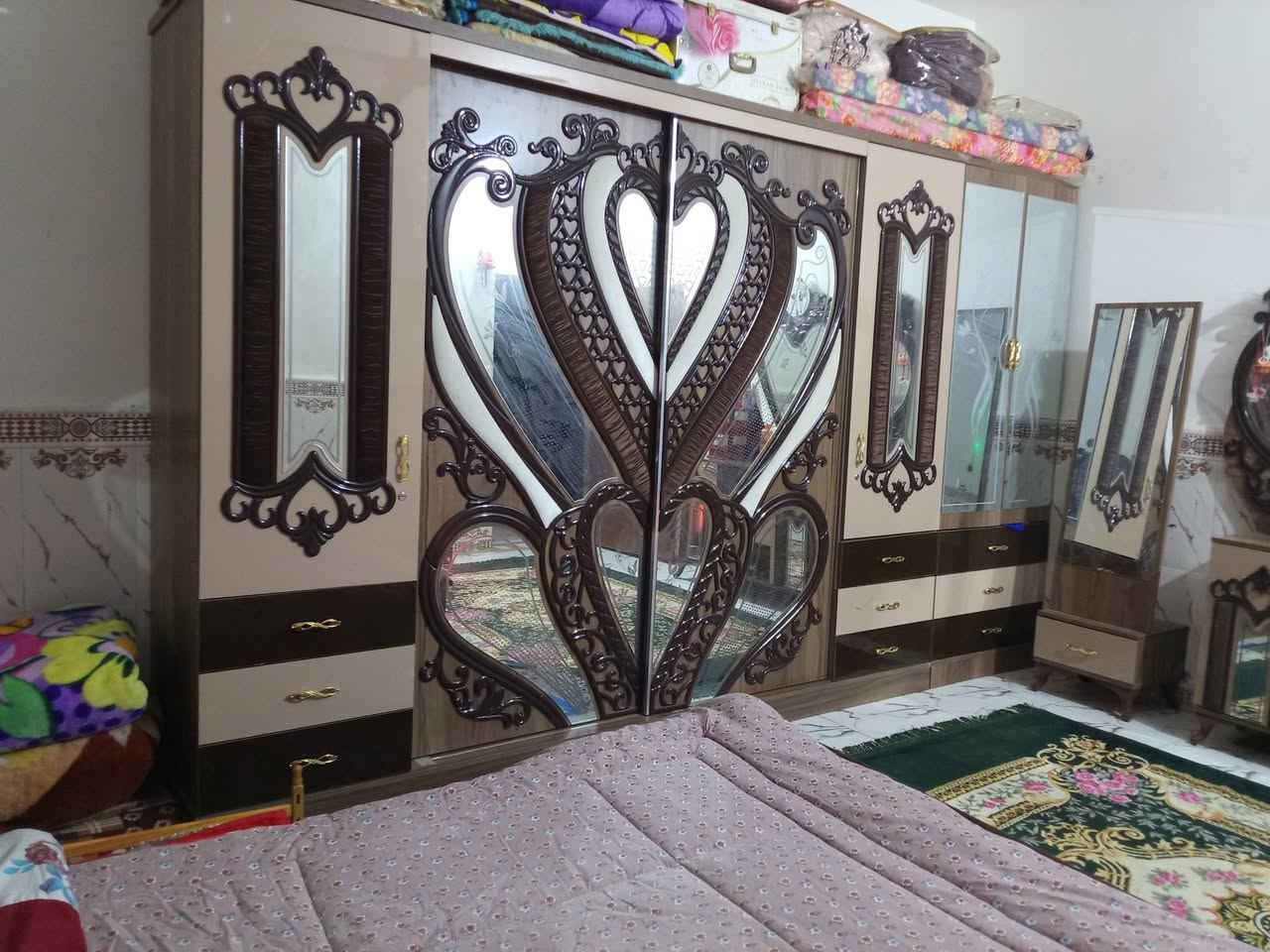 غرفه تركي للبيع مستعجله عل بيعهه بيهه اظرار بصيطه ام سته بيبان،قيم وخذ بما يرظئ الله


**إذا كنت صاحب هذا الإعلان وتريد حذفه لأي سبب، رجاءا أرسل رسالة إلى الدعم الفني**