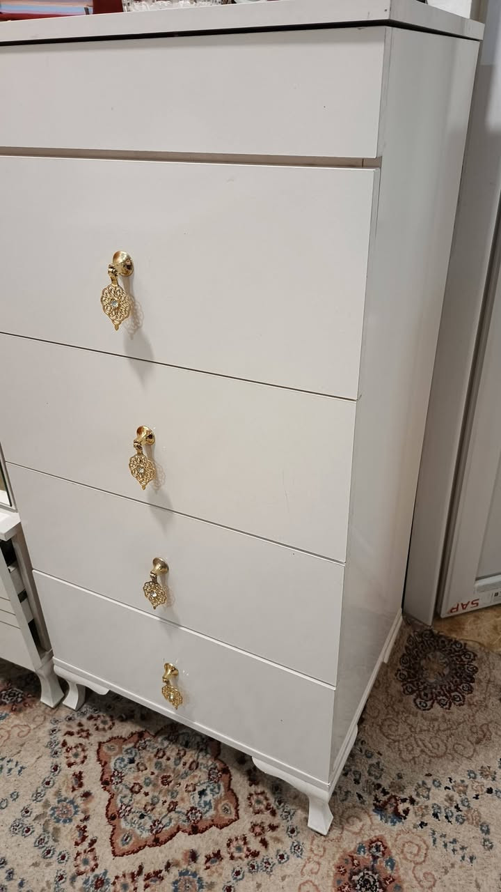 للبيع نضيفه بدون ضرر للاستفسار
واتساب***********
