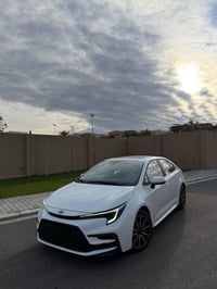 كورولا GR • فول فول • ٢٦٠٠٠ كم