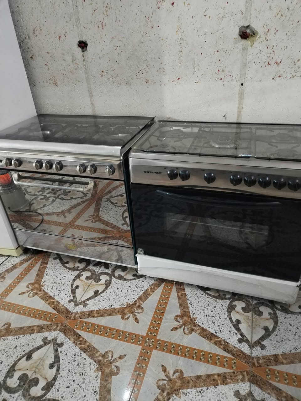 أغراض نضيفه البيع للاستفسار الطيفيه حي السلام سوك زيد المسكف ***********
