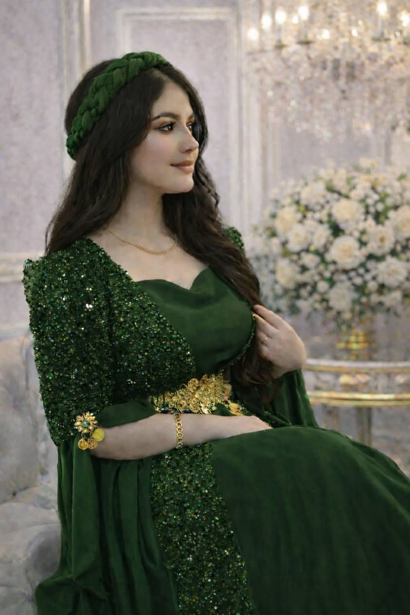 جديد بارقى ❤️
زي الكردي🥰
                شوفولي جمال 🍂🍂
 السعر الحجز على الخاص 
             توصيل جميع المحافظات🚕


**إذا كنت صاحب هذا الإعلان وتريد حذفه لأي سبب، رجاءا أرسل رسالة إلى الدعم الفني**