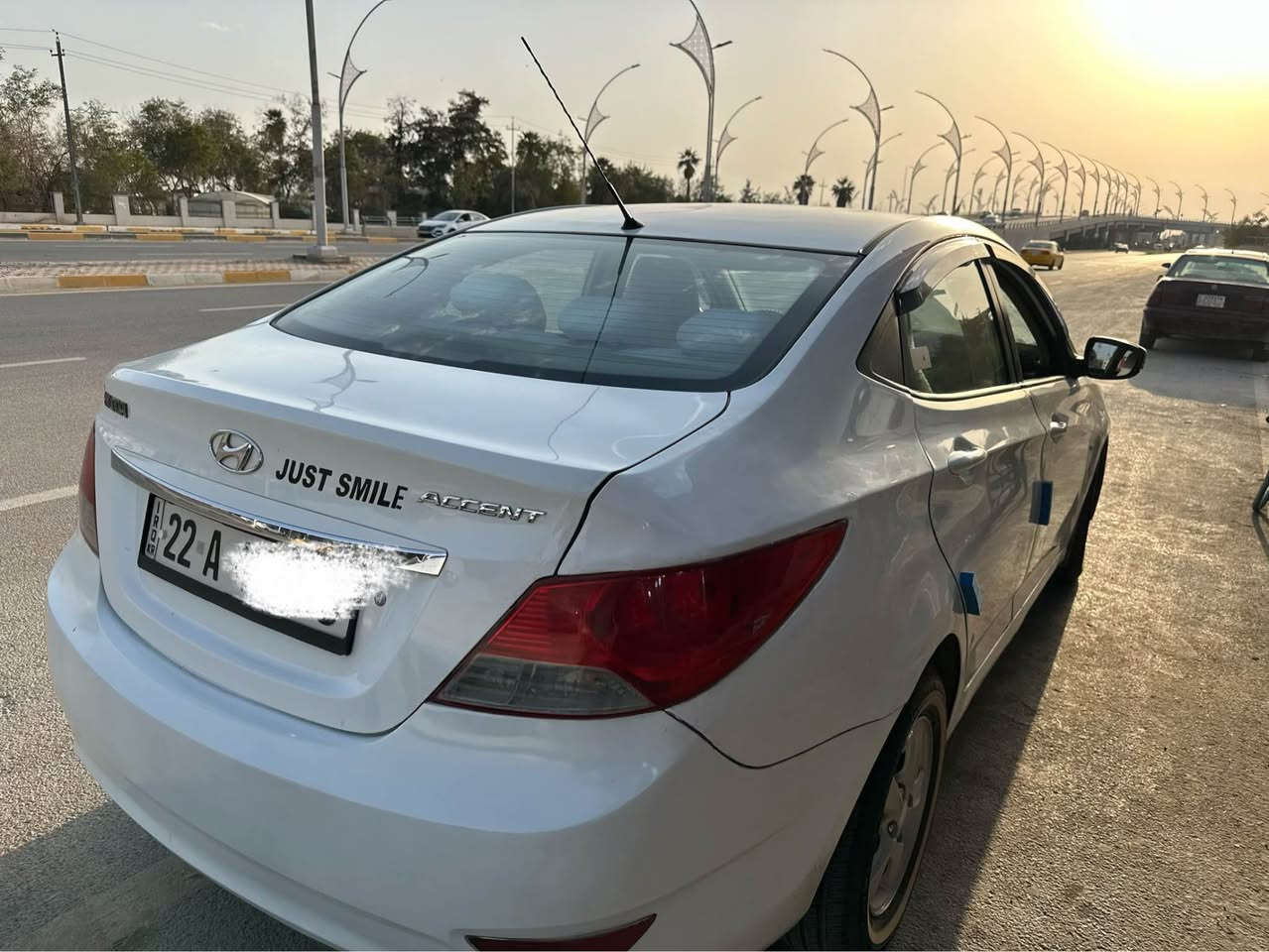 اكسنت 2012 خليجي 
محرك 16 
كير ومحرك جديد شرط كهربائيات كلها شغال 
تحكم و خدمات 
سنوية ورقم جديد 
دفتر بنزين 
4 تايرات جديد 
بيها 4 قطع صبغ بدون دواخل انطيك حزام بدون تكم بدون شواصي شرط 
مكان سيارة كركوك 
سعر 84 وبي مجال 
استفسار *********** كركوك, العراق
