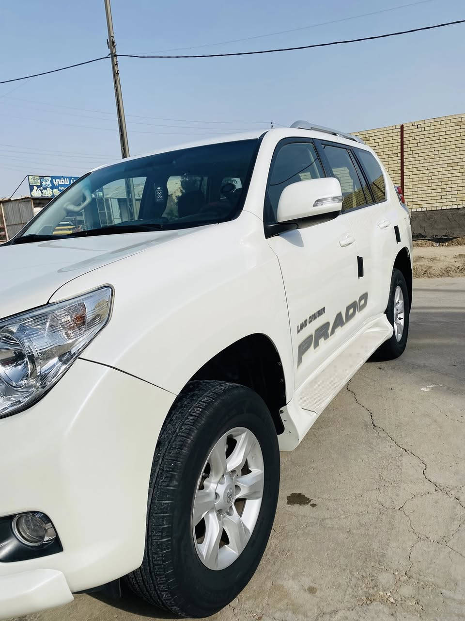 شباب
للبيع او مراوس بسورنتو 4سلندر موديل 16وفوك
برادو TXL
موديل 2013 
رقم بغداد الدولي تحويل مباشر
7راكب 
تبريد 3قطع 
تايرات جديده 
مكينه كير كفاله 
السياره بيه قطعه صبغ فقط  والباقي كفاله 
من الشخط والبارد 
السياره نظيفه وجديده 
مبولشه وجاهزه 
مكان السياره بابل 
السعر 265 وبيه مجال للطيبين 
***********
