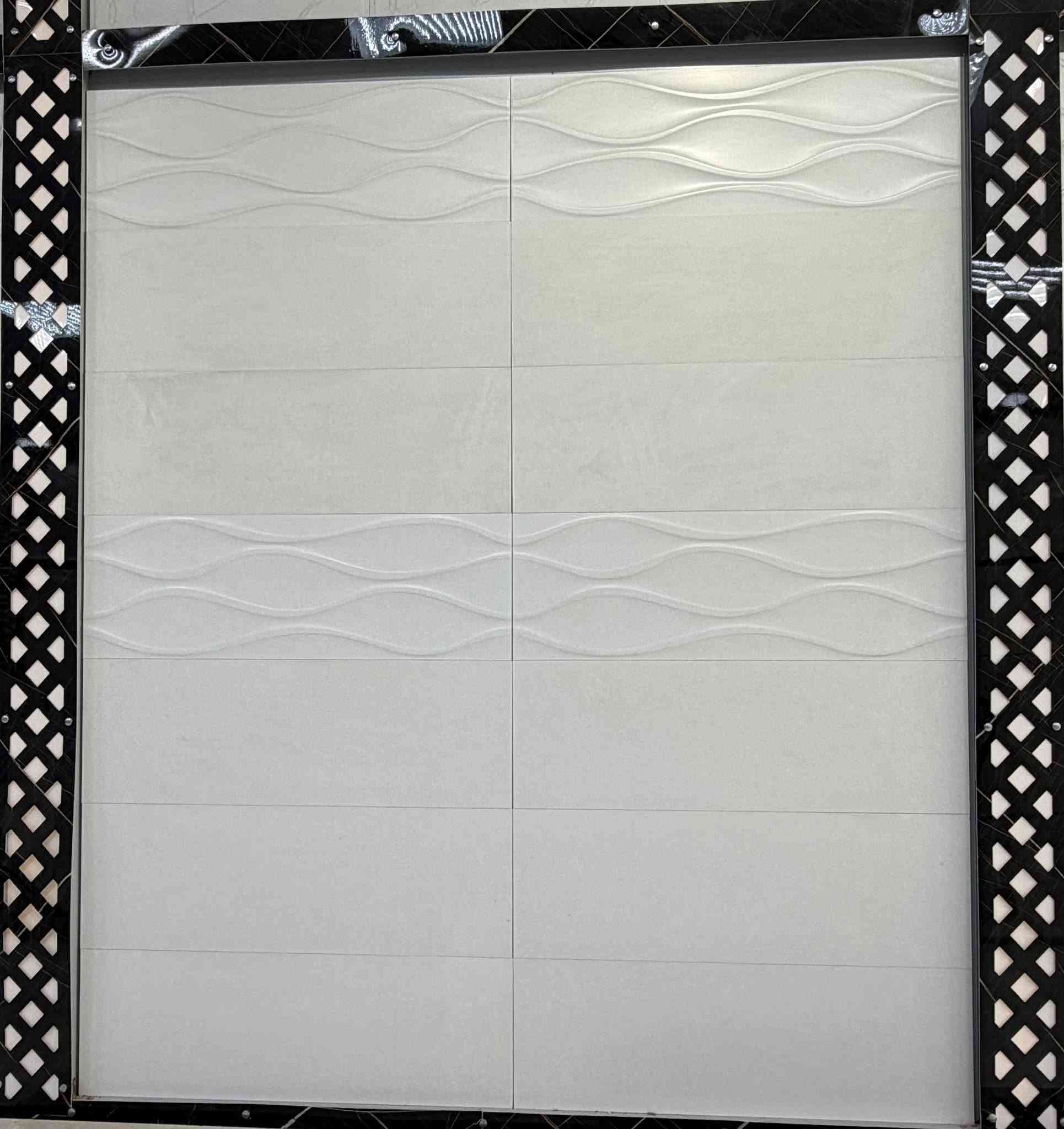 تقديم احدث الموديلات 
لنمنح بيتك لمسه من الجمال 
تشكيله جديدة بأحدث التصاميم والالوان   يقدما مع الحارث للسيراميك 
تناسب جميع الاذواق
جداري قطع ليزري
 عجينه أبيض ذات مواصفات فول لمعه  وقياس مظبوط 💯💥 
أيراني متياز اسباني
 شركة عقيق العالمية
 متوفر بقياس
90×30
شركة عقيق العالميه 
المنشأ أيراني صنع وفق مواصفات أسباني 💯💫💢
نتشرف بزيارتكم 
🔴العنوان:كربلاء المقدسه سريع الحر قرب جامعة الصفوة
أرقام المعرض:
***********
***********
