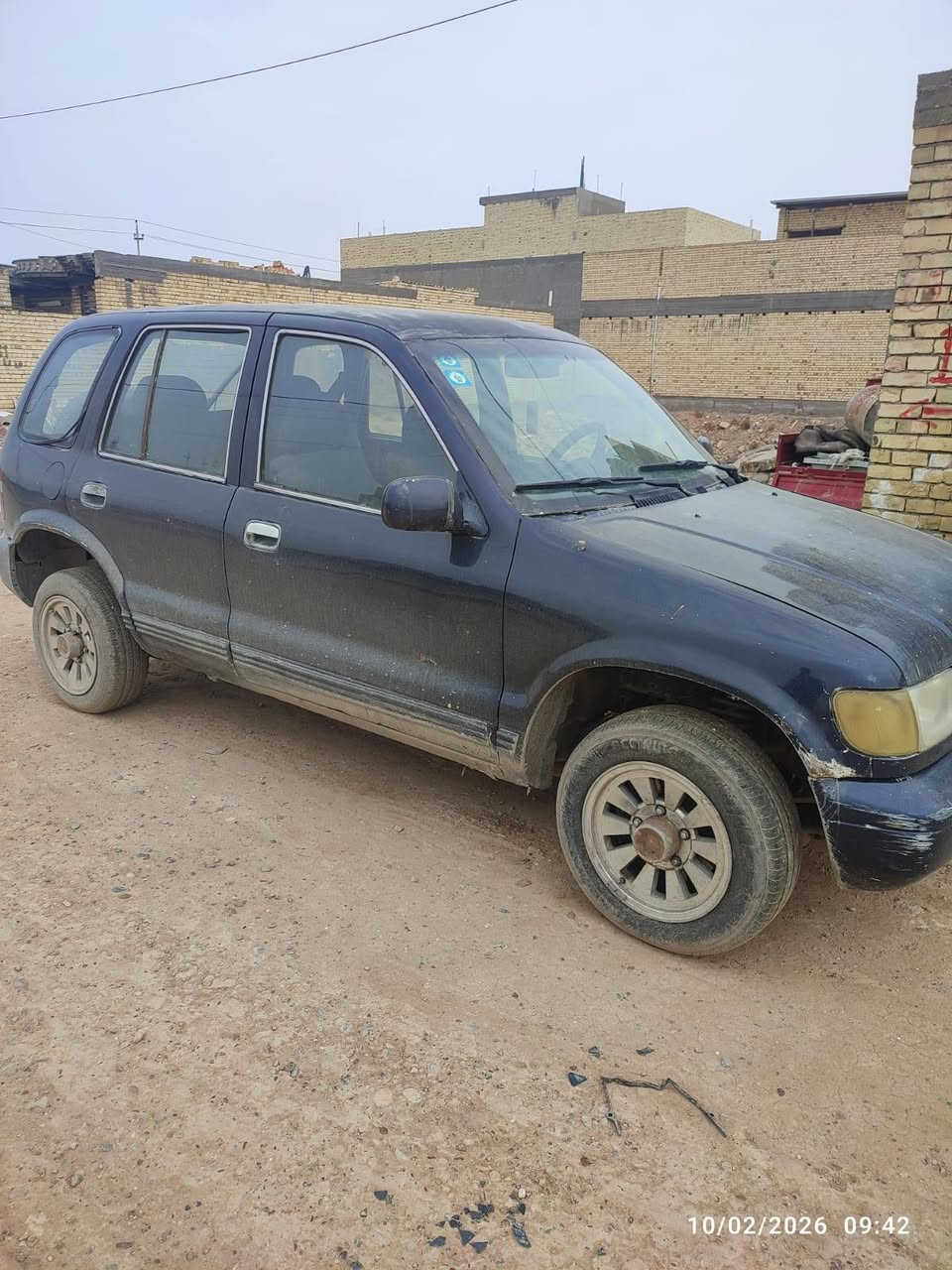 السلام عليكم سيارة للبيع كيا سبورتج موديل 93 كير محرك اكسن كفاله عامه سياره خير من الله السعر 34وبيهه مجال قليل العنوان بغداد قرب حي البتول الرقم ***********
