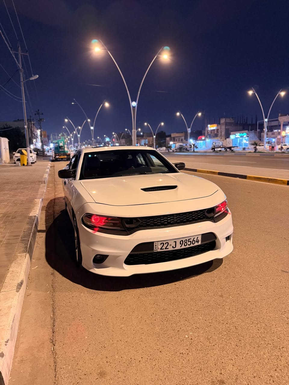 سلام عليكم جارجر مديل 2022 كنديه سياره فول مواصفات كلش مفوله فتحه  داخله كفاله استيراد كفاله وهنا صار بيه بل عراق جاملغ وبنيد سياره 8سلندر RT 5700سياره عليه دوشمه ب4 ورقات دوشمه ام نحله 🐝 سياره عليه عدسات احمر عليه كزوز رياضي رقم أربيل سياره جاهزه من كلشي سياره تاخذه كلشي ما تصرف عليه.  السعر ب235 وبيه مجال مكان سياره بصره قبله حي المهندسين رقمي *********** البصرة, العراق
