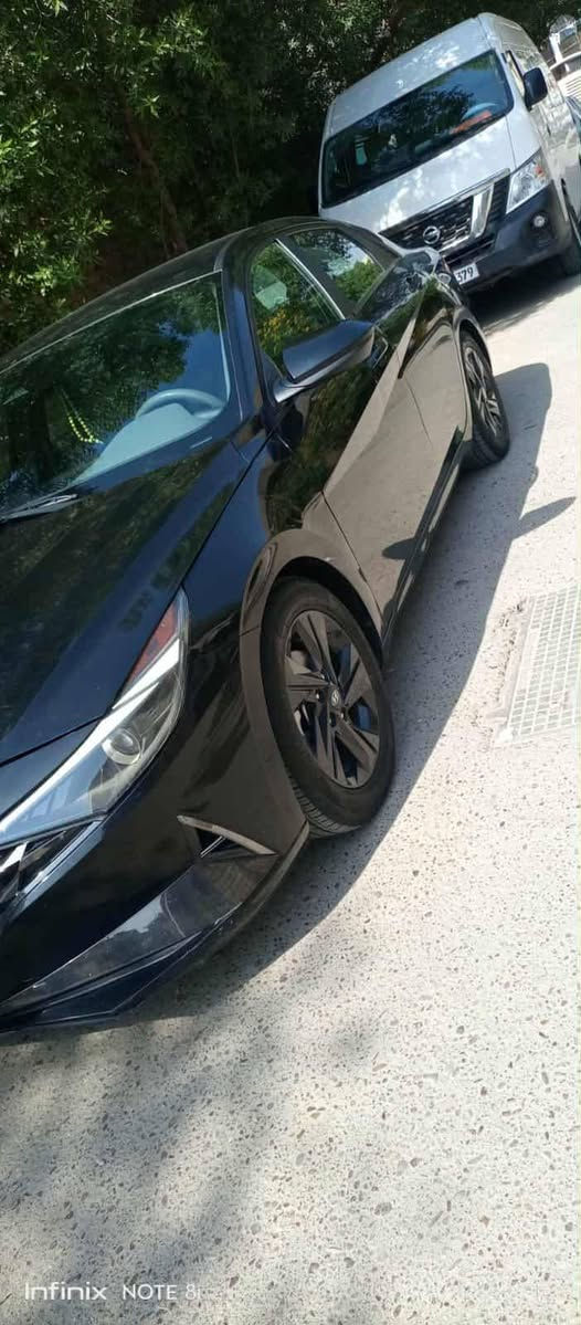 هواندي النترا للبيع موديل ٢٠٢٣
لوان اسود رقم بغداد بسمي 
الحادث جاملغ وبنيد
بدون دواخل بدون ايرباك 
المواصفات
بصمه + بصمه ابواب 
تحكم ستيرن 
مثبت سرعه
ثلاث وضعيات قياده
Sport-Normal-Smart
محرك 2000 دوش
رادارات 360 درجه
رادار جانبي النقطه العمياء 
تحديد مسار +سياقه ذاتيه 
تواقف ذاتي 🚫عند الاقتراب من السياره
لايت زينون عدسات+Led
كامره دواره 
شاشه لمس نفكيشن Android Auto+ Car play Wi-Fi—Gps📲 
السياره مابيه اي نقص 
عليه ادامه كامله وتغليف نانو سيراميك بالكامل 
مكان السياره بغداد المحمودية 
السعر ١٤٥  وبيه مجال
راقم / الهاتف /  *********** بي واتساب
