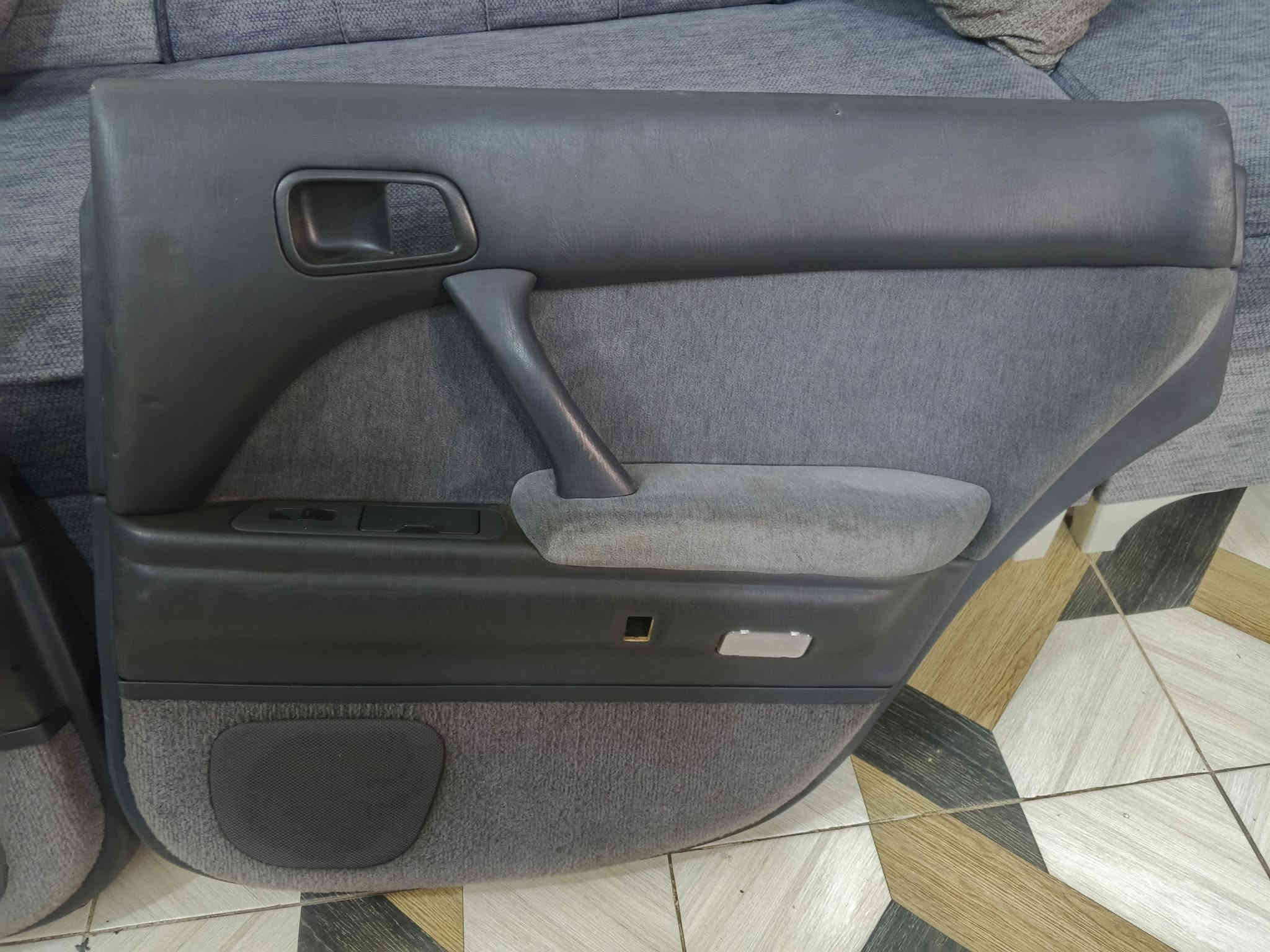 سلام عليكم غراض بطه كله حاويه مكان ميسان ***********
