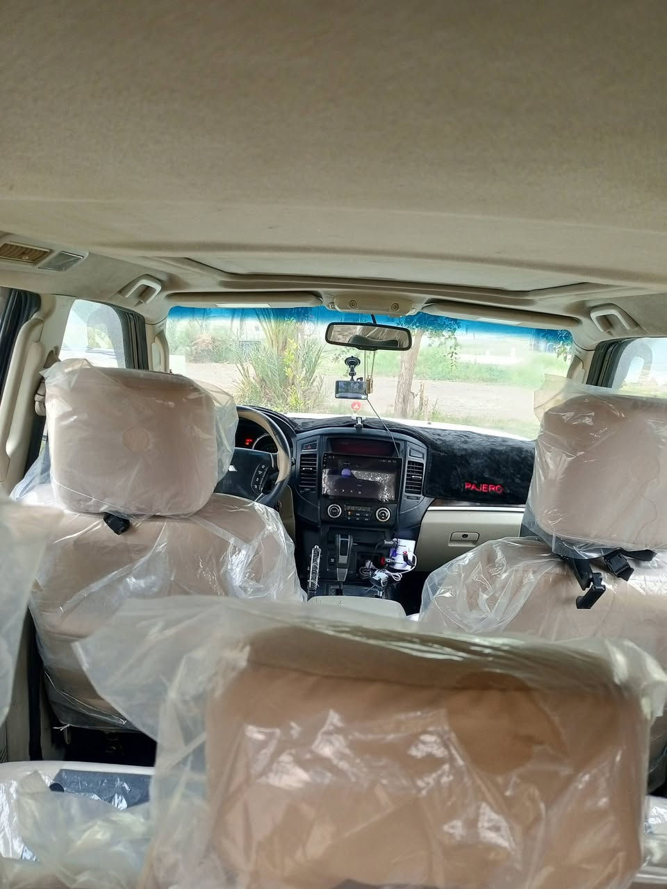 للبيع او مراوس باجيرو حبتور 2010 فول مواصفات معروفه مواصفات الحبتور ميحتاج اذكرهن
للبيع او مراوس بتوكسان او سبورتج 
سياره بسمي تحويل ثاني يوم ترايك للبصره شرط جاهزه من كلشي 
***********
