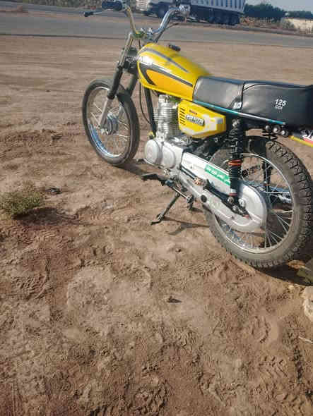 سلام عليكم للبيع شاصي 13 اوراق اصولي وتعمير ٢٥ جديد مكينه شلامجه مكاني ناصريه قلعة سكر شراي يخابرني *********** سعر ٨٥٠ قفل قفل
