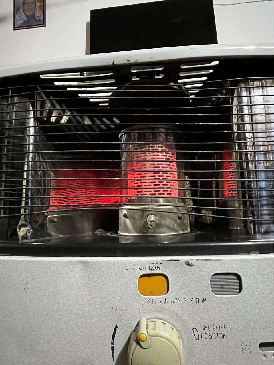 صوبه كيرونه ياباني نضيفه ونارها تخبل وعلى الفحص سعرها 85 وبيه مجال مكان نهايه الشعله منطقه الدهله*********** بغداد, العراق
