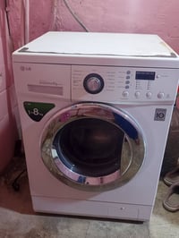 غساله اوتماتيك للبيع اي عيب مابيها شرط سبب البيع مانعرف نستخدمه😂😂 سعر ...