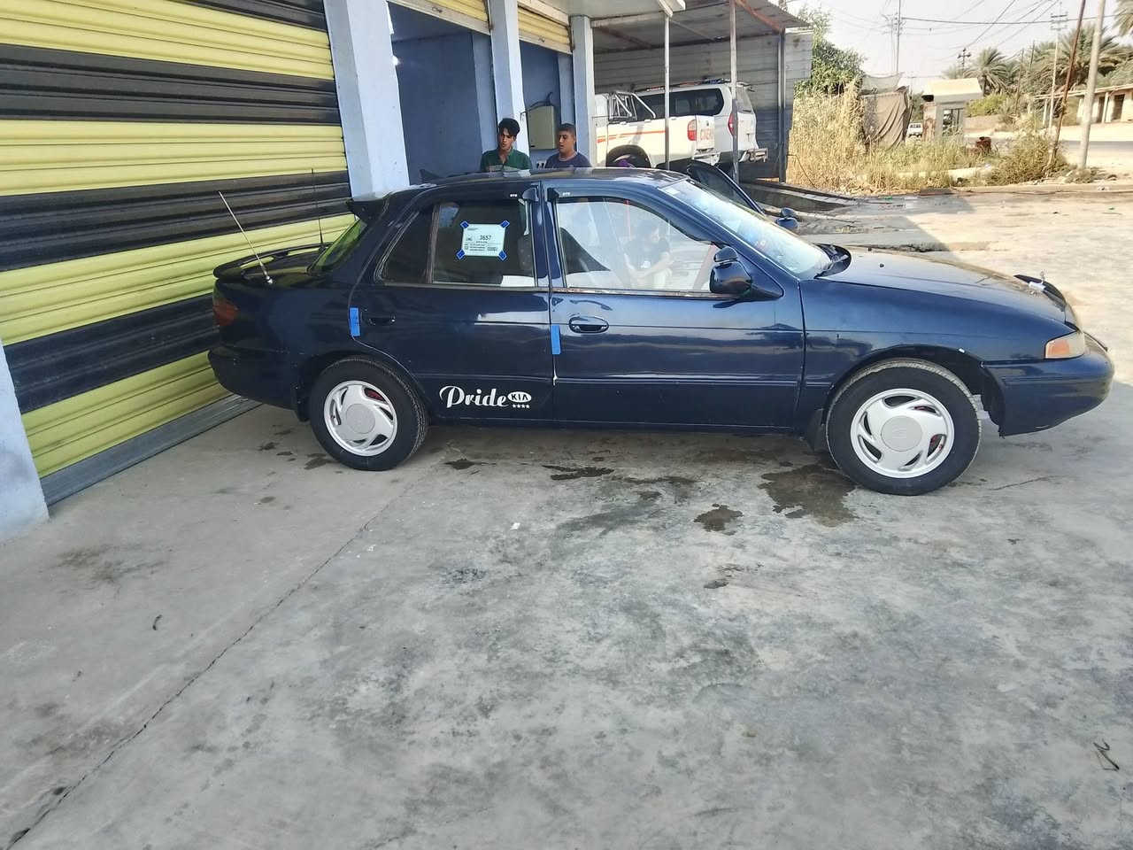 السلام عليكم كيا سيفيا للبيع الموديل 1993 محرك جير وصدر خيرما الله كهربات شغاله السياره بسمي التحويل ثاني اتهدلك بدون ضربه صابغ جمالي العنوان واسط الصويره السعر 42بيعه مجال بسيط تفاصيل على هذا  الرقم***********
